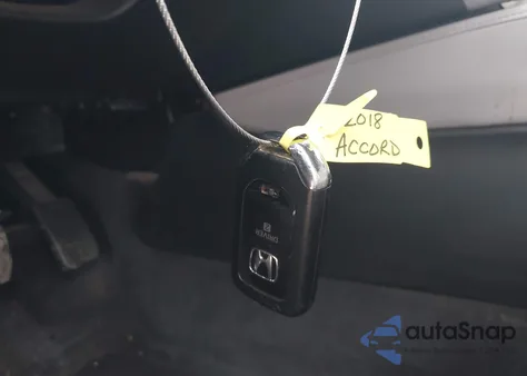 2018 Honda Accord Touring z USA, uszkodzony, nr VIN 1HGCV1F91JA015324